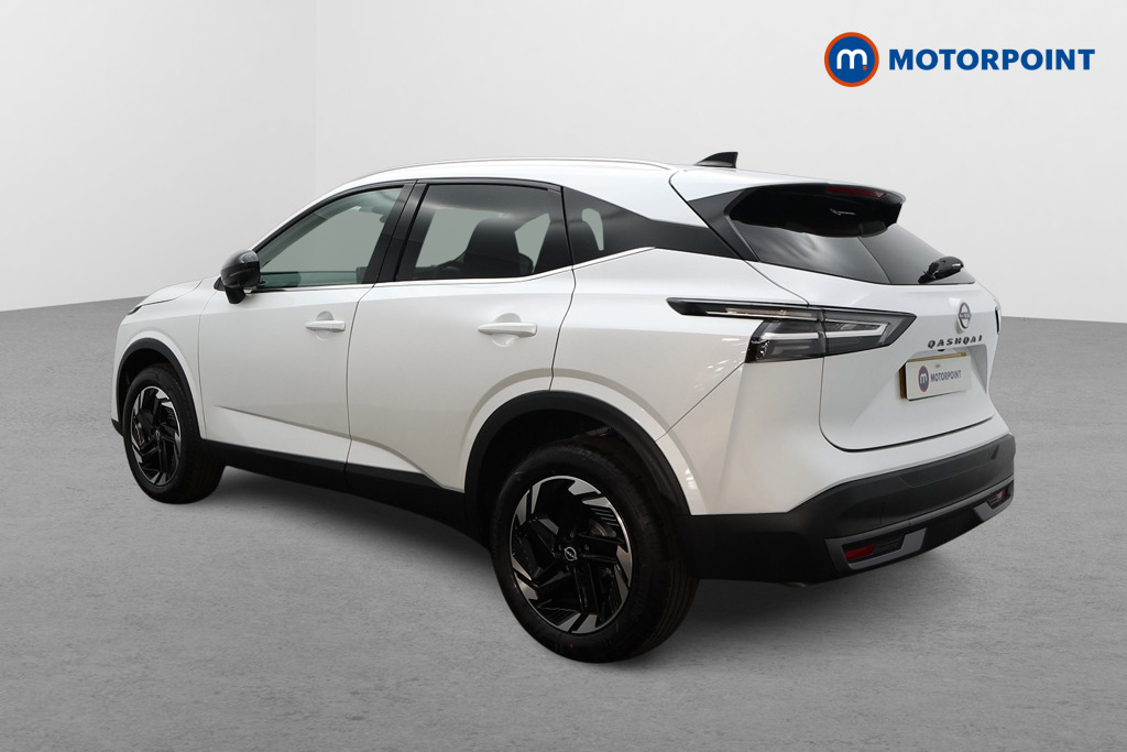 Nissan Qashqai N-Connecta Automatic Petrol SUV - Stock Number (1683501) - Passenger side rear corner
