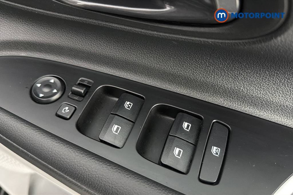 Hyundai I20 Tech Line Automatic Petrol Hatchback - Stock Number (1683604) - 19th supplementary image