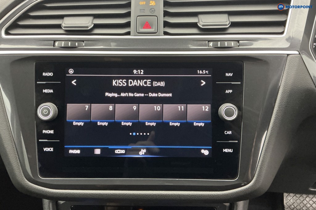 Volkswagen Tiguan Allspace Life Automatic Petrol SUV - Stock Number (1685185) - 2nd supplementary image