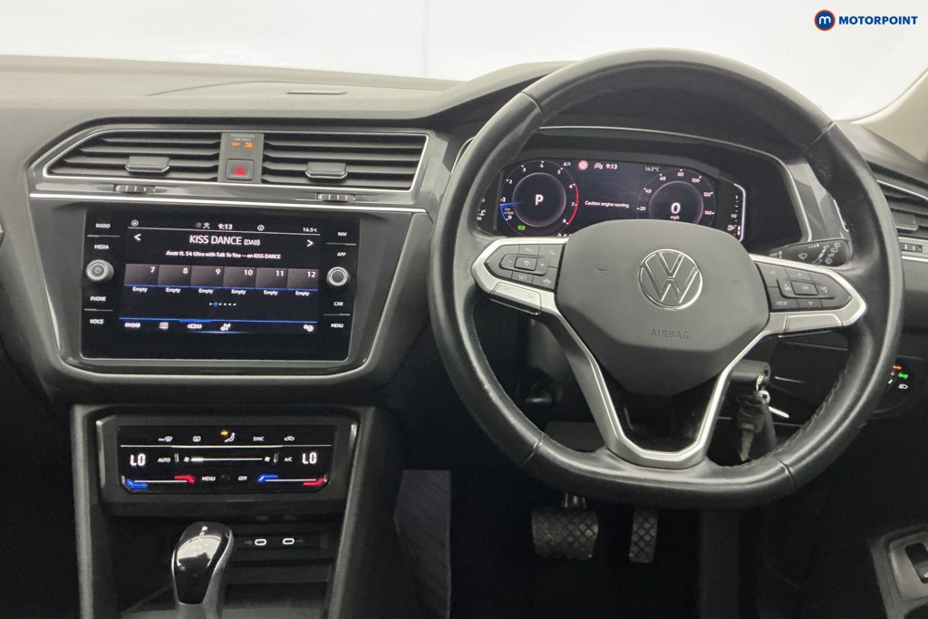 Volkswagen Tiguan Allspace Life Automatic Petrol SUV - Stock Number (1685185) - 11th supplementary image