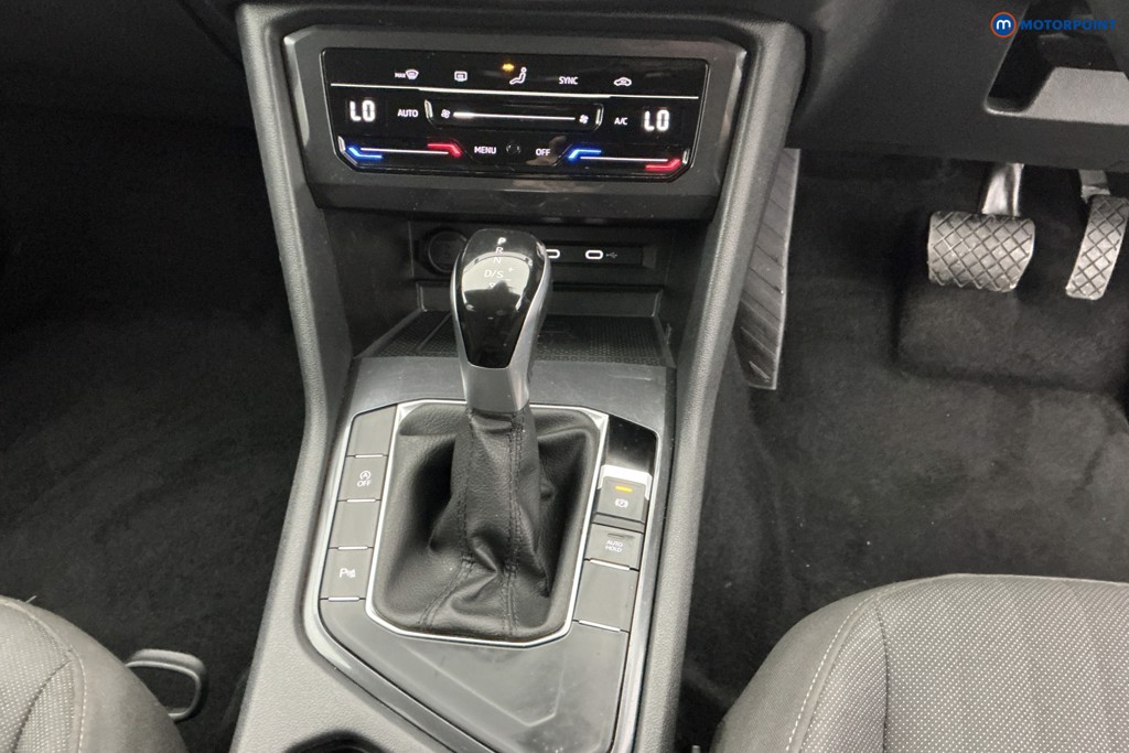 Volkswagen Tiguan Allspace Life Automatic Petrol SUV - Stock Number (1685185) - 14th supplementary image