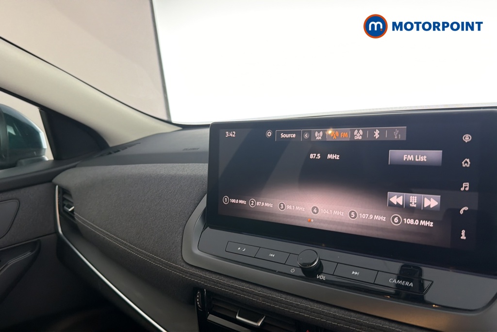 Nissan Qashqai Acenta Premium Manual Petrol SUV - Stock Number (1685324) - 8th supplementary image