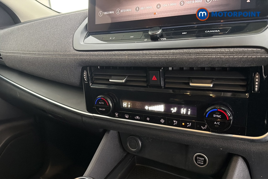 Nissan Qashqai Acenta Premium Manual Petrol SUV - Stock Number (1685324) - 12th supplementary image