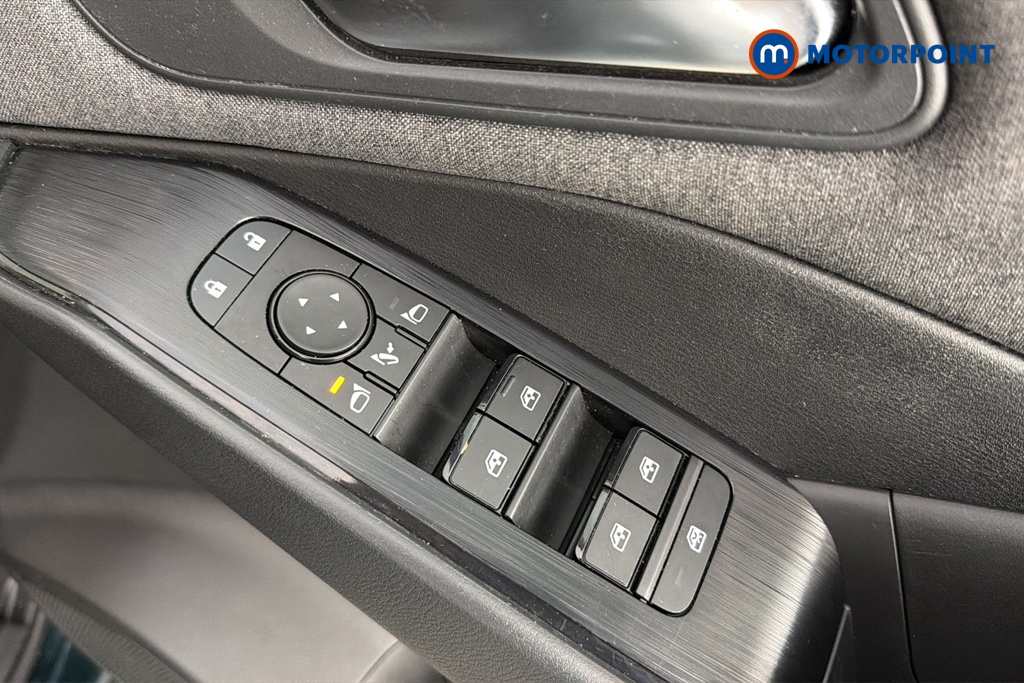 Nissan Qashqai Acenta Premium Manual Petrol SUV - Stock Number (1685324) - 19th supplementary image