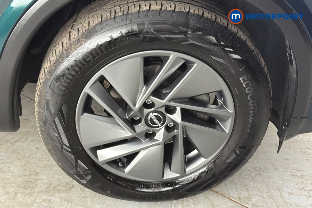 Nissan Qashqai Acenta Premium Manual Petrol SUV - Stock Number (1685324) - 47th supplementary image