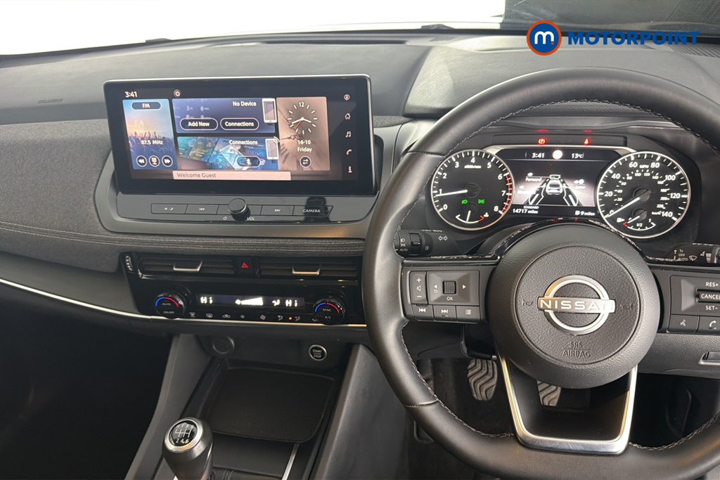 Nissan Qashqai Acenta Premium Manual Petrol SUV - Stock Number (1685324) - 1st supplementary image