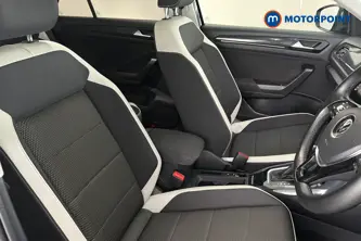 Volkswagen T-Roc SEL Automatic Petrol SUV - Stock Number (1685722) - 22nd supplementary image