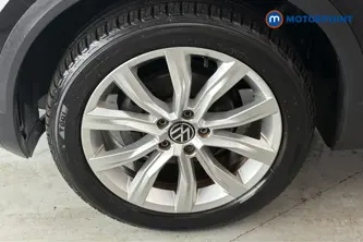 Volkswagen T-Roc SEL Automatic Petrol SUV - Stock Number (1685722) - 44th supplementary image
