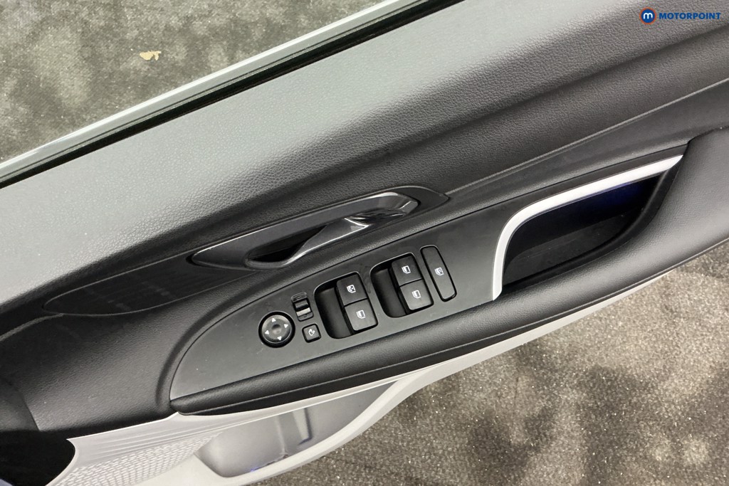 Hyundai I20 Tech Line Automatic Petrol Hatchback - Stock Number (1686032) - 20th supplementary image