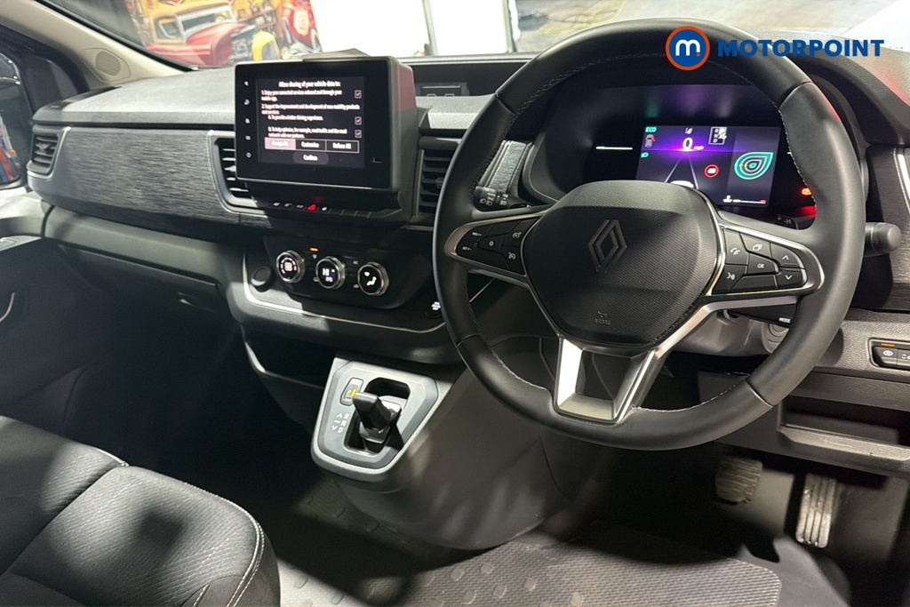 Renault Trafic Extra Sport Automatic Diesel Panel Van - Stock Number (1686588) - 1st supplementary image