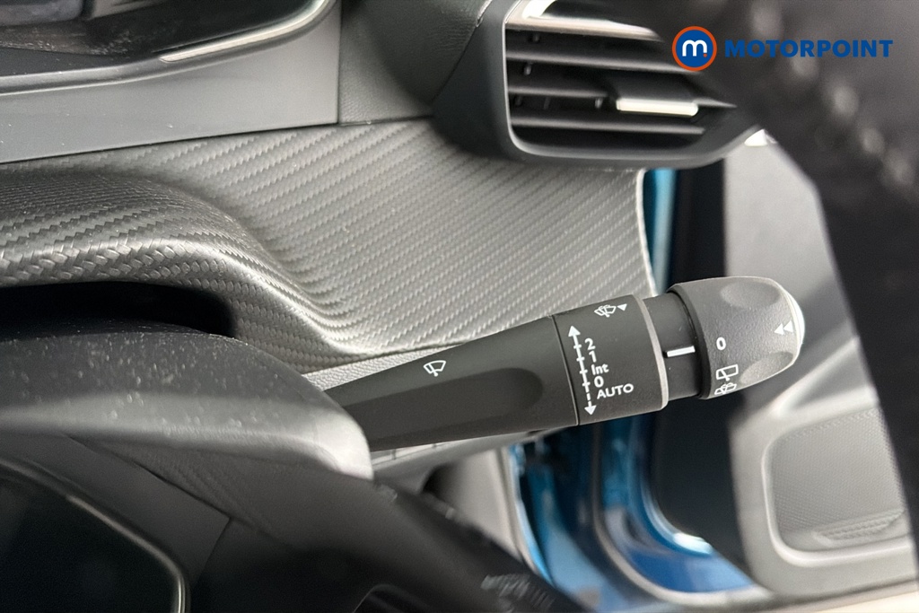 Peugeot 2008 Allure Manual Petrol SUV - Stock Number (1686628) - 6th supplementary image