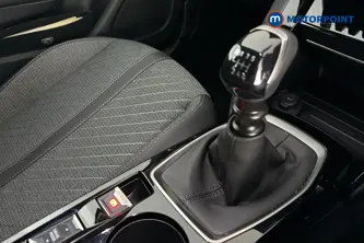 Peugeot 2008 Allure Manual Petrol SUV - Stock Number (1686628) - 15th supplementary image