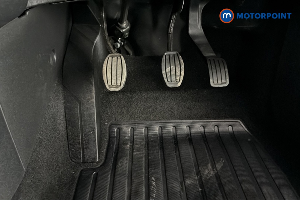 Peugeot 2008 Allure Manual Petrol SUV - Stock Number (1686628) - 24th supplementary image