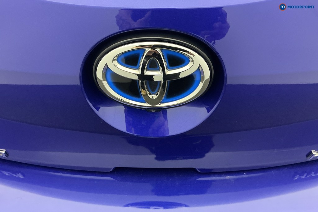 Toyota Corolla Excel Automatic Petrol-Electric Hybrid Hatchback - Stock Number (1686707) - 29th supplementary image