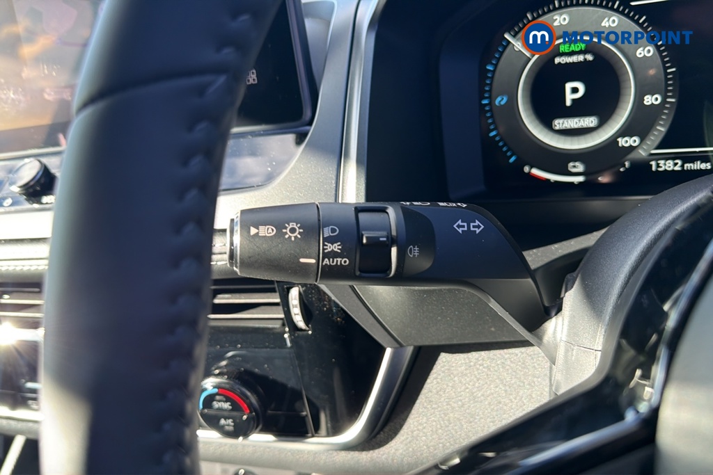 Nissan Qashqai N-Connecta Automatic Petrol-Electric Hybrid SUV - Stock Number (1686873) - 5th supplementary image
