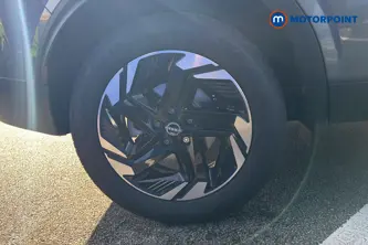 Nissan Qashqai N-Connecta Automatic Petrol-Electric Hybrid SUV - Stock Number (1686873) - 46th supplementary image