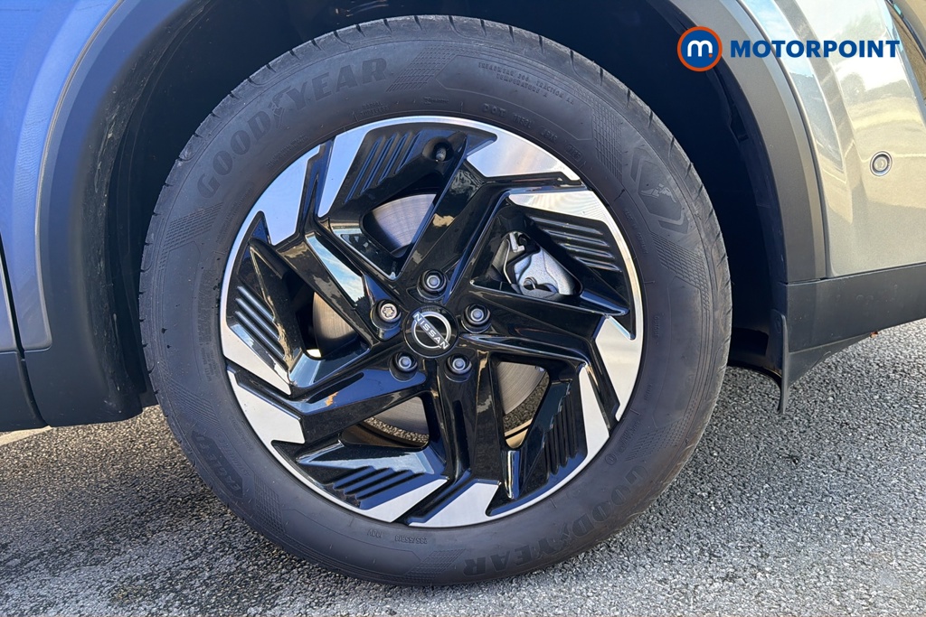 Nissan Qashqai N-Connecta Automatic Petrol-Electric Hybrid SUV - Stock Number (1686873) - 47th supplementary image