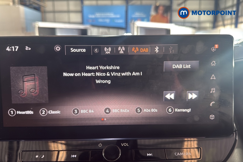 Nissan Juke N-Connecta Manual Petrol SUV - Stock Number (1687195) - 8th supplementary image