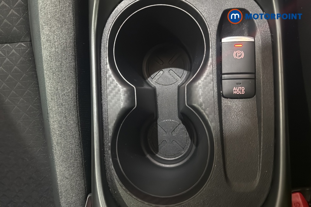 Nissan Juke N-Connecta Manual Petrol SUV - Stock Number (1687195) - 16th supplementary image