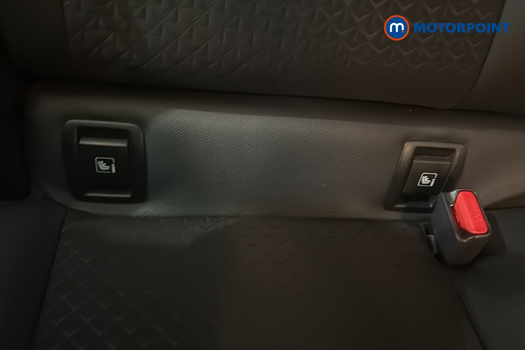 Nissan Juke N-Connecta Manual Petrol SUV - Stock Number (1687195) - 27th supplementary image