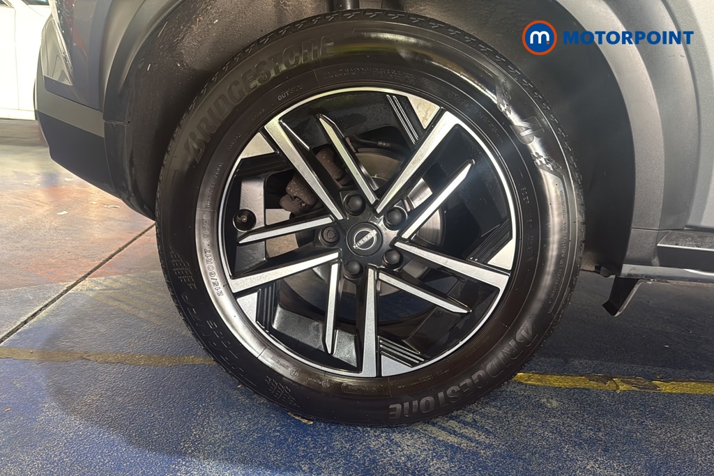 Nissan Juke N-Connecta Manual Petrol SUV - Stock Number (1687195) - 46th supplementary image