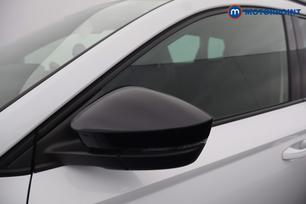Skoda Karoq Sport Line Automatic Petrol SUV - Stock Number (1687256) - 45th supplementary image