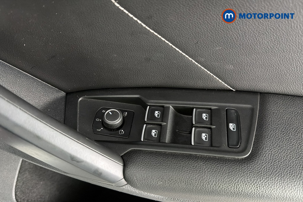 Volkswagen Tiguan R-Line Automatic Diesel SUV - Stock Number (1687375) - 19th supplementary image