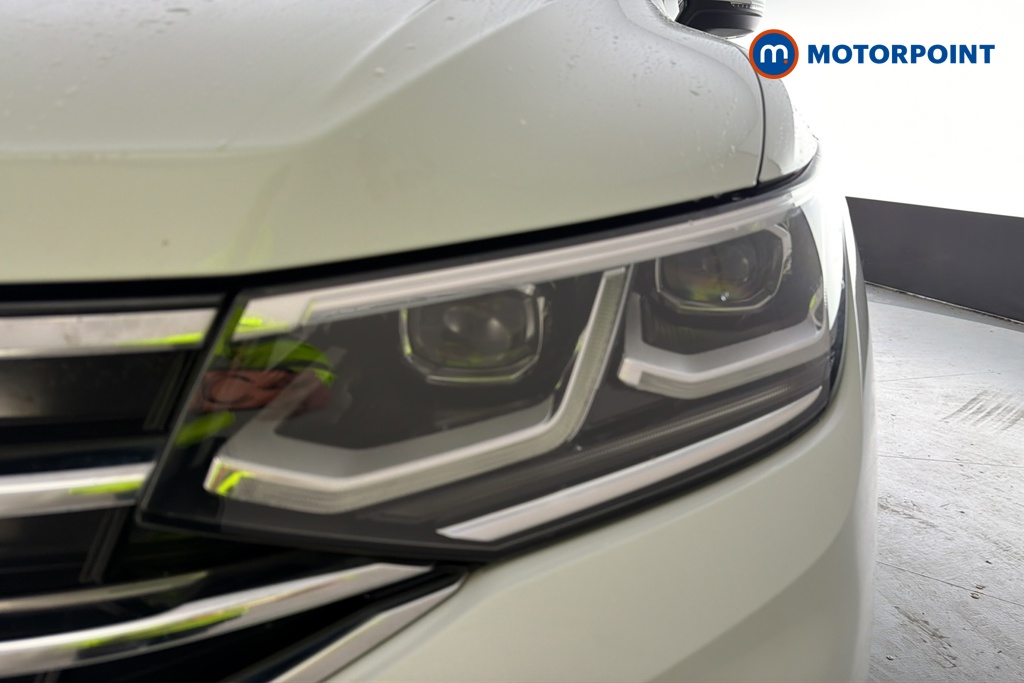 Volkswagen Tiguan R-Line Automatic Diesel SUV - Stock Number (1687375) - 42nd supplementary image
