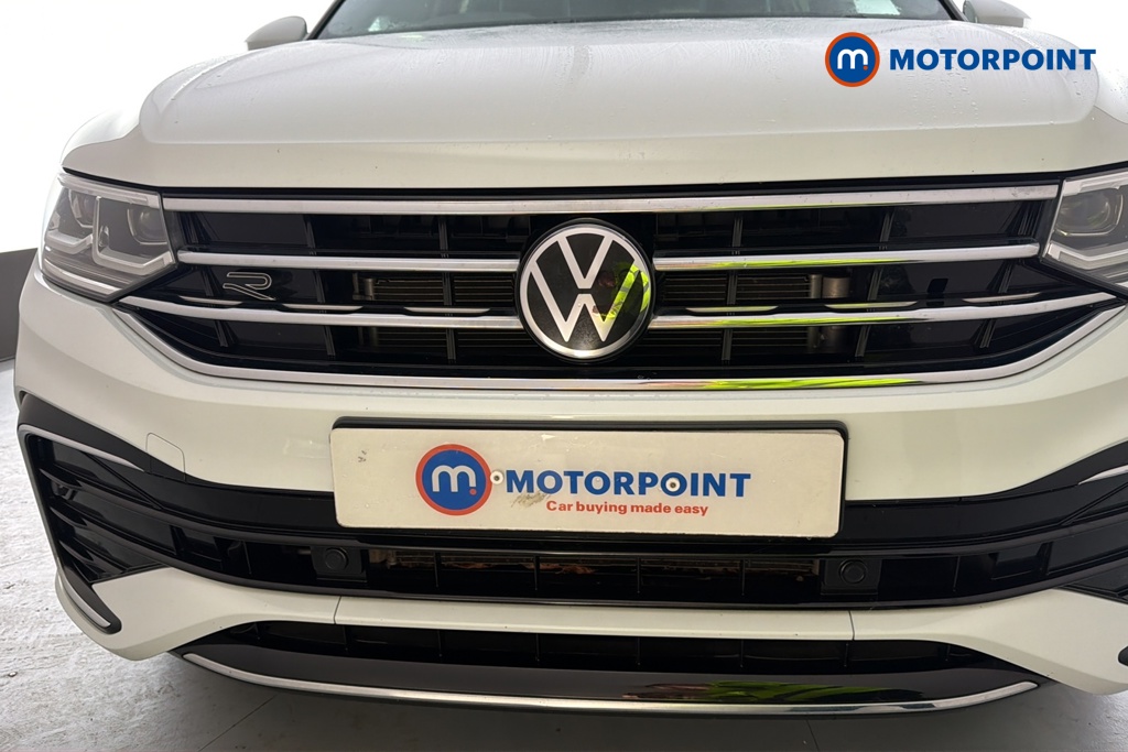 Volkswagen Tiguan R-Line Automatic Diesel SUV - Stock Number (1687375) - 43rd supplementary image
