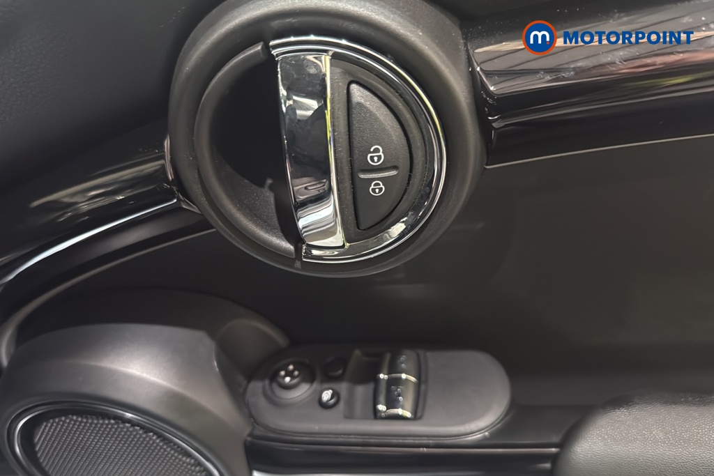 Mini Hatchback Cooper Classic Automatic Petrol Hatchback - Stock Number (1687611) - 19th supplementary image