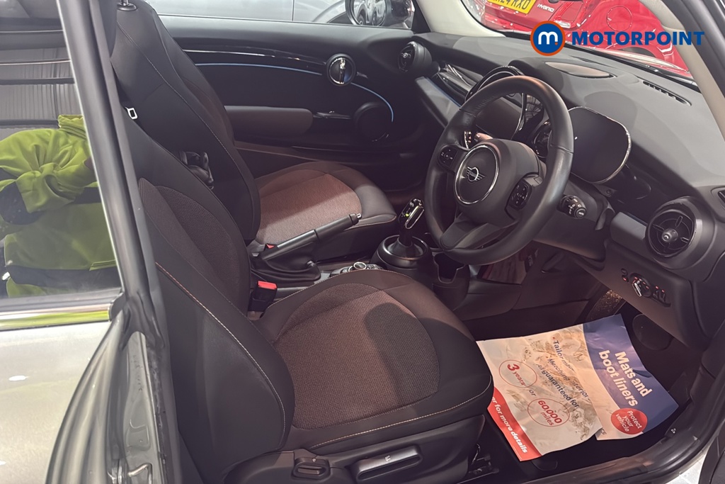 Mini Hatchback Cooper Classic Automatic Petrol Hatchback - Stock Number (1687611) - 22nd supplementary image