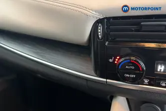 Nissan Qashqai Tekna Automatic Petrol-Electric Hybrid SUV - Stock Number (1687677) - 14th supplementary image