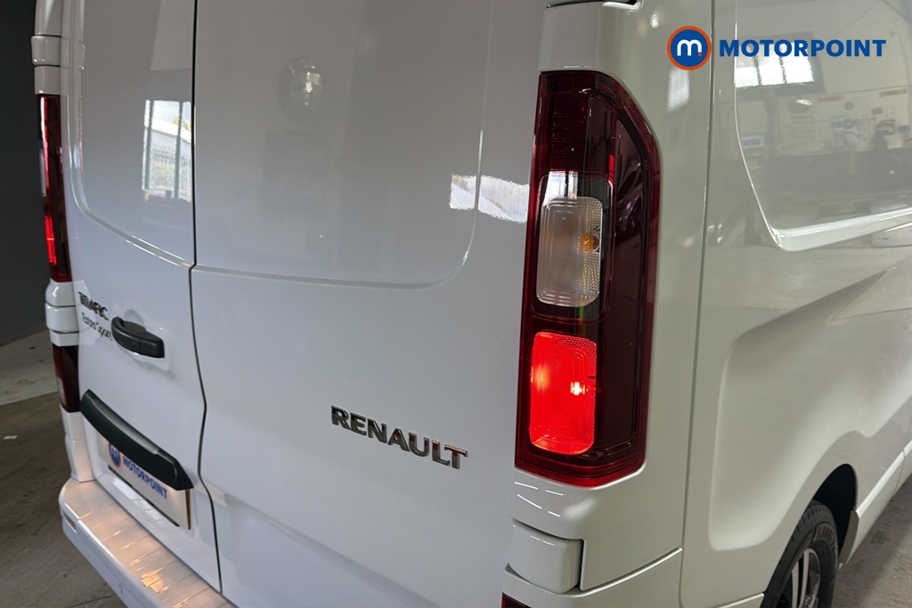 Renault Trafic Extra Sport Manual Diesel Panel Van - Stock Number (1687946) - 36th supplementary image