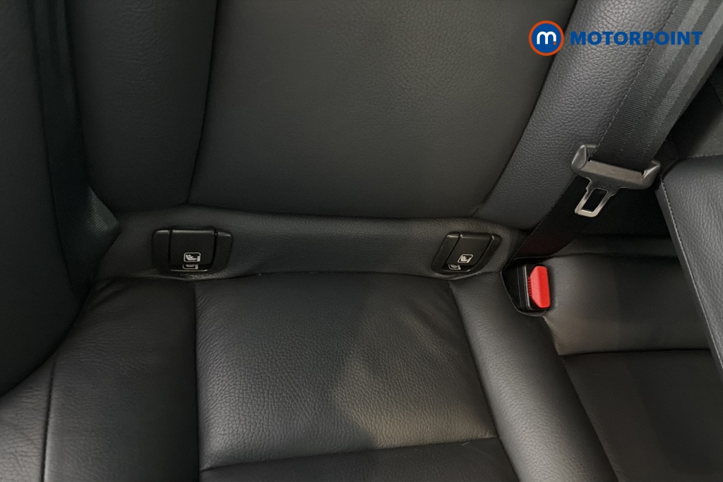 Volvo Xc60 Plus Automatic Petrol Plug-In Hybrid SUV - Stock Number (1688108) - 27th supplementary image