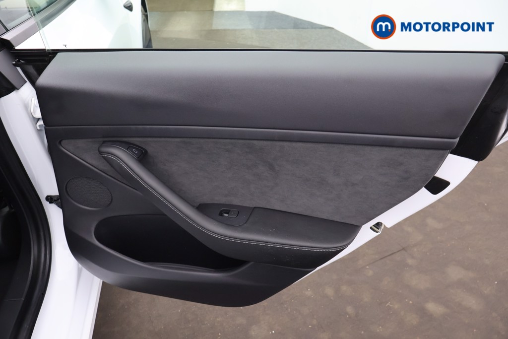 Tesla Model 3 Standard Plus Automatic Electric Saloon - Stock Number (1688138) - 21st supplementary image