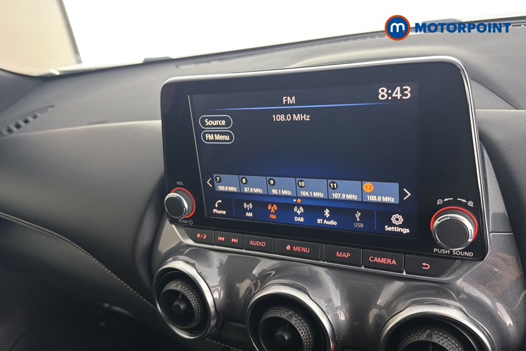 Nissan Juke N-Connecta Manual Petrol SUV - Stock Number (1688230) - 8th supplementary image