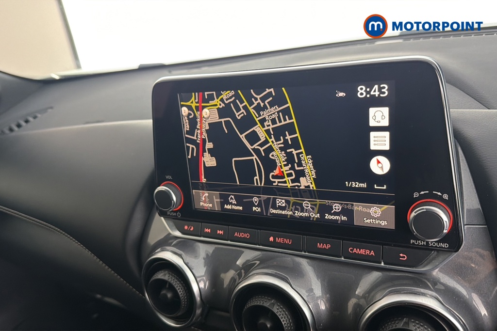 Nissan Juke N-Connecta Manual Petrol SUV - Stock Number (1688230) - 9th supplementary image