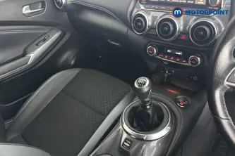 Nissan Juke N-Connecta Manual Petrol SUV - Stock Number (1688230) - 15th supplementary image