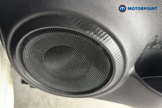 Nissan Juke N-Connecta Manual Petrol SUV - Stock Number (1688230) - 21st supplementary image