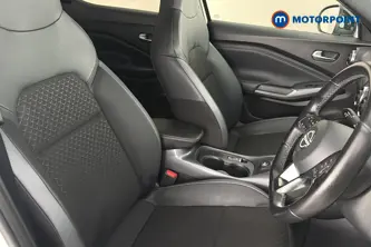 Nissan Juke N-Connecta Manual Petrol SUV - Stock Number (1688230) - 22nd supplementary image