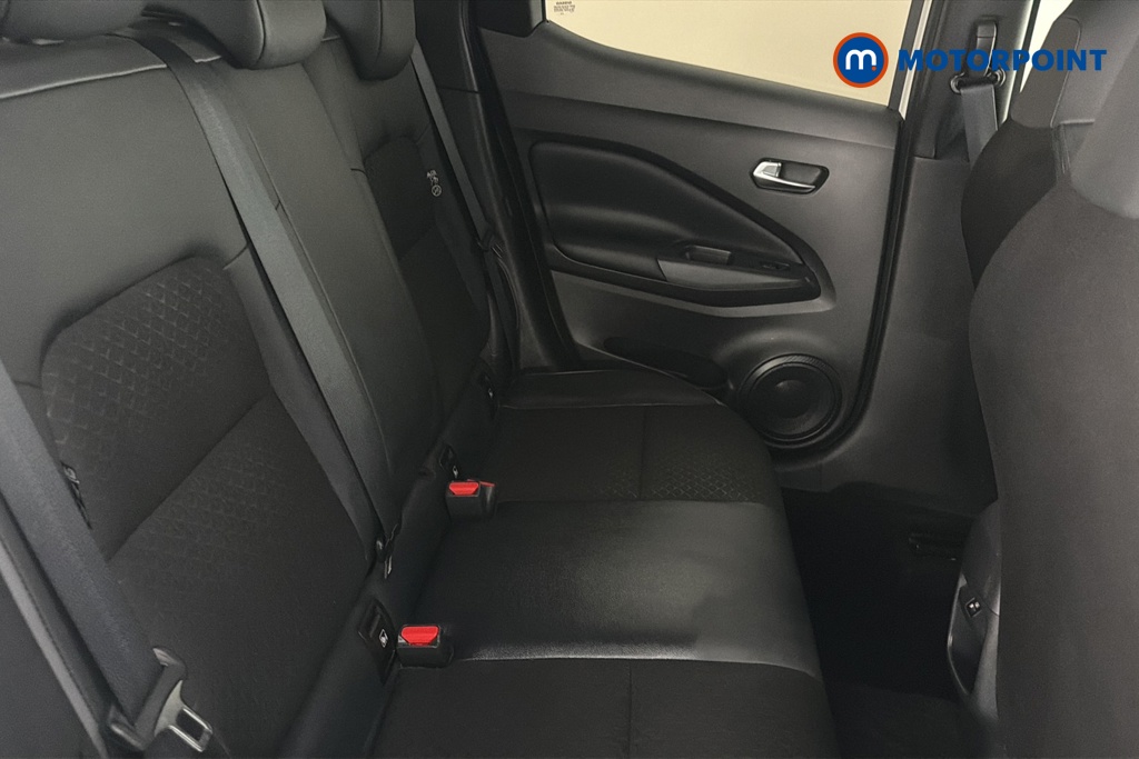 Nissan Juke N-Connecta Manual Petrol SUV - Stock Number (1688230) - 25th supplementary image