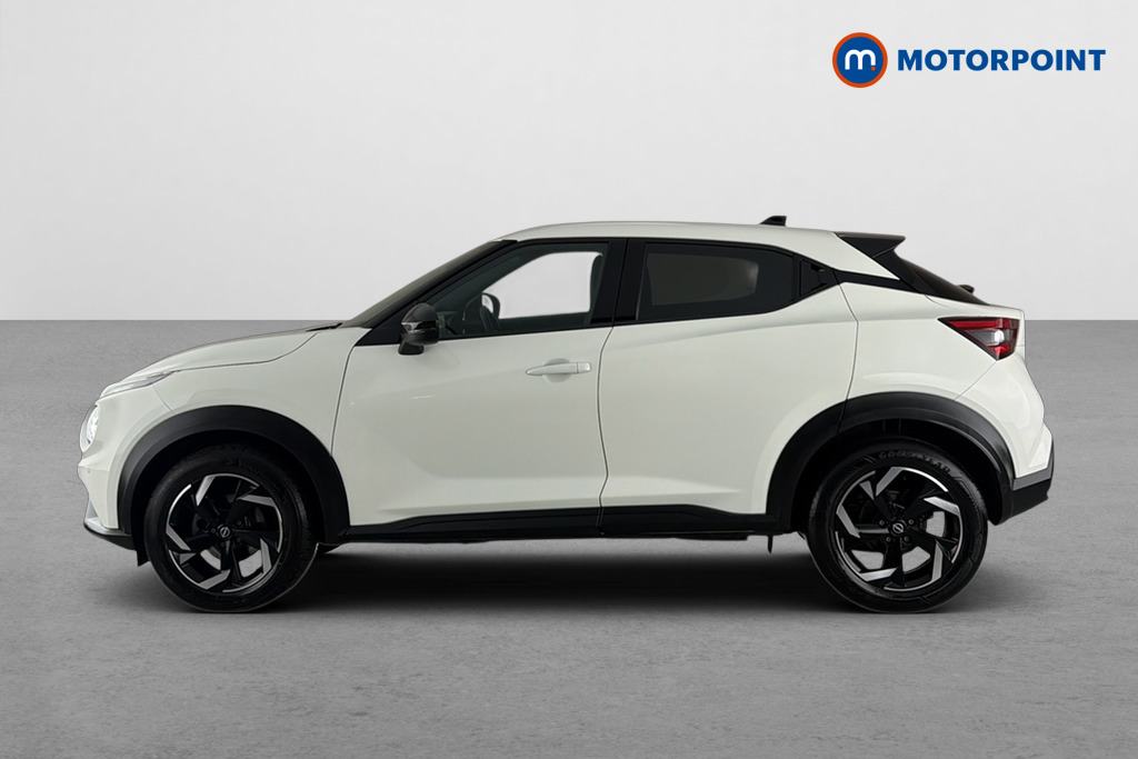 Nissan Juke N-Connecta Manual Petrol SUV - Stock Number (1688230) - Drivers side