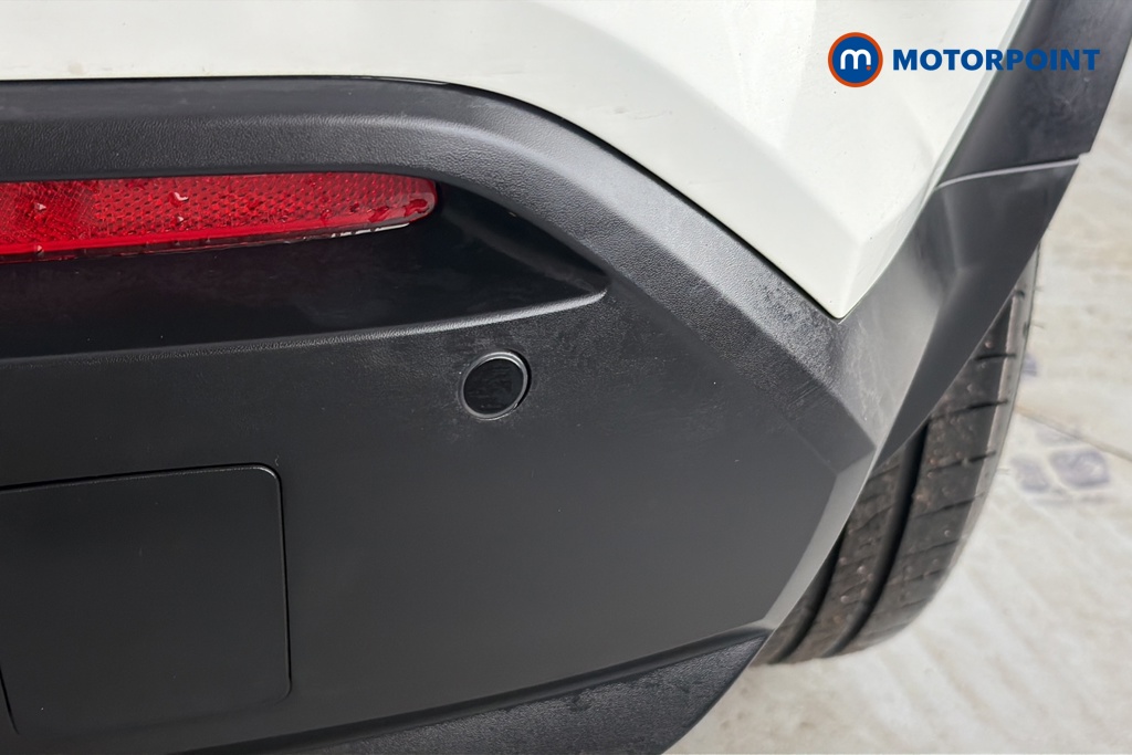 Nissan Juke N-Connecta Manual Petrol SUV - Stock Number (1688230) - 39th supplementary image