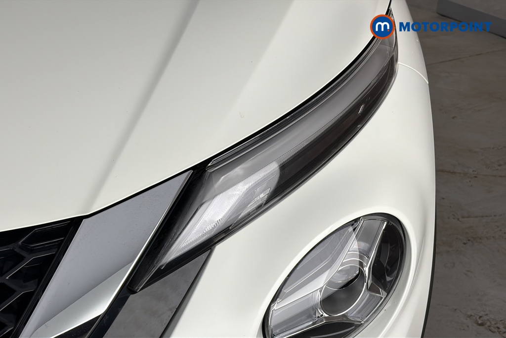 Nissan Juke N-Connecta Manual Petrol SUV - Stock Number (1688230) - 42nd supplementary image