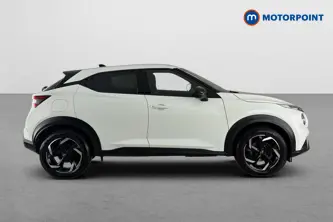 Nissan Juke N-Connecta Manual Petrol SUV - Stock Number (1688230) - Passenger side