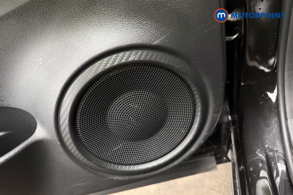 Nissan Juke N-Connecta Manual Petrol SUV - Stock Number (1688241) - 12th supplementary image