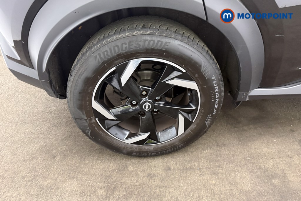 Nissan Juke N-Connecta Manual Petrol SUV - Stock Number (1688241) - 20th supplementary image