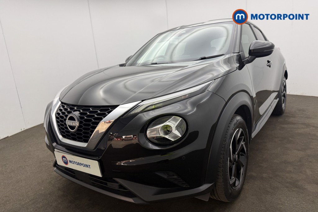 Nissan Juke N-Connecta Manual Petrol SUV - Stock Number (1688241) - 1st supplementary image