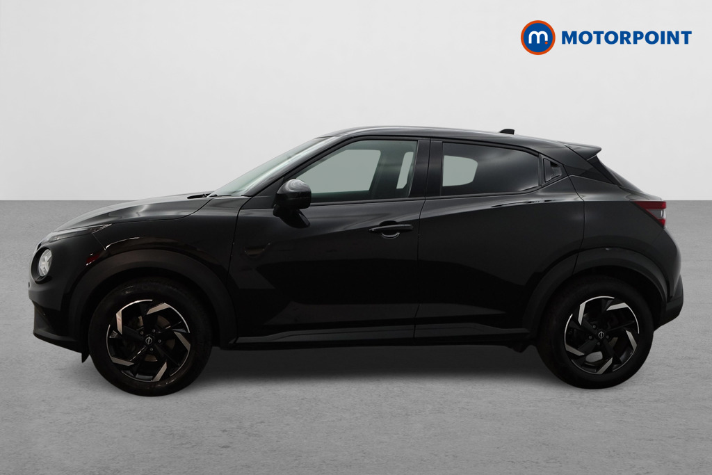 Nissan Juke N-Connecta Manual Petrol SUV - Stock Number (1688241) - Passenger side
