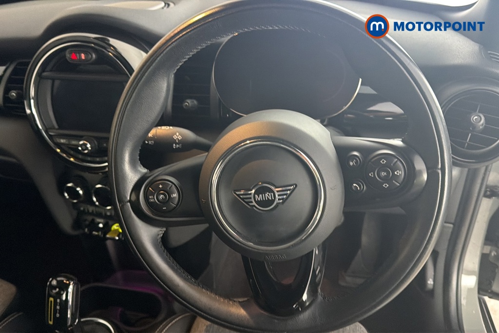 Mini Hatchback Cooper S Level 2 Automatic Electric Hatchback - Stock Number (1688527) - 2nd supplementary image